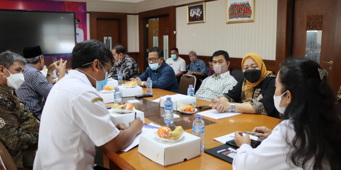 Pansus I Sinkronisasi Raperda Pengusulan Perda di Pemprov Jatim