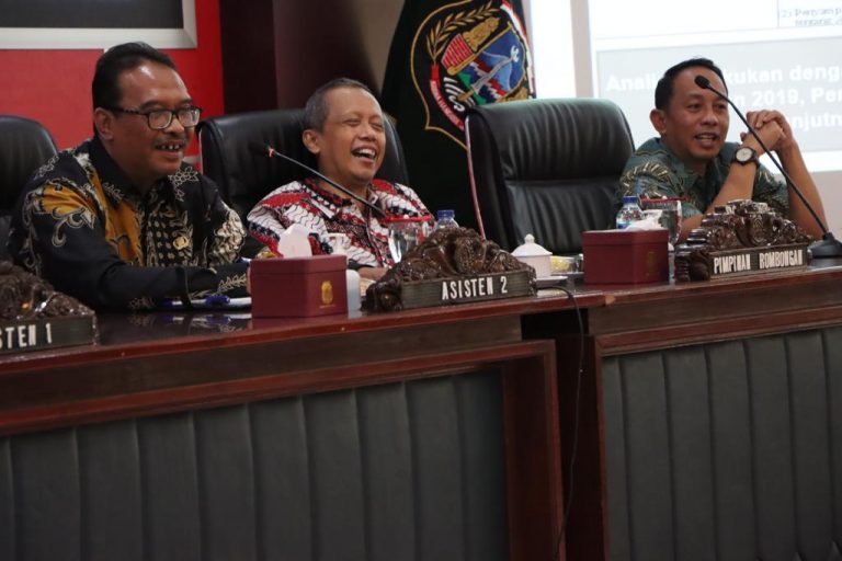 Bahas Raperda PKD, Diskusi bersama Pemkot Blitar