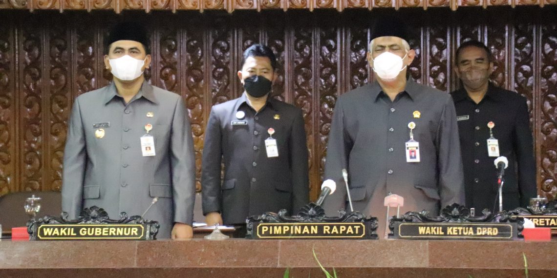 RAPAT PARIPURNA: Raperda Pemenuhan Hak Penyandang Disabilitas