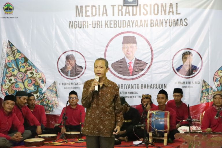MEDIA TRADISIONAL : Wayang Jemblung, Tradisi Mendongeng yang Wajib Dijaga