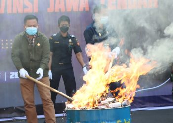 Sukirman Minta Pemerintah Permudah Penerbitan Izin Cukai Rokok