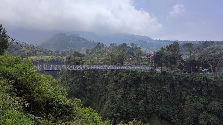 Jembatan Girpasang Klaten Lancarkan Akses Desa