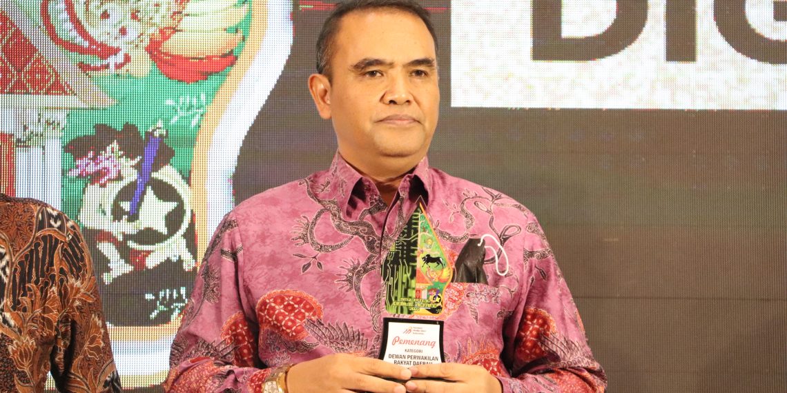 AMSI JATENG AWARD 2022: DPRD Jateng Menang Digital Award
