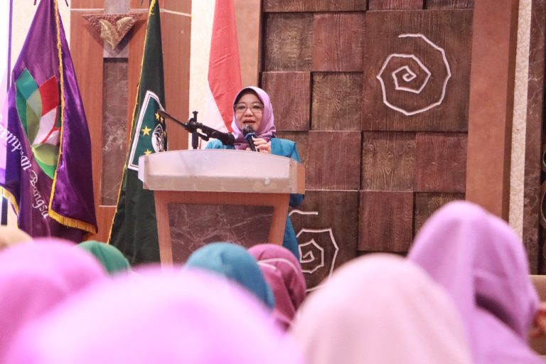 Perlu, Peningkatan Partisipasi Perempuan dalam Politik