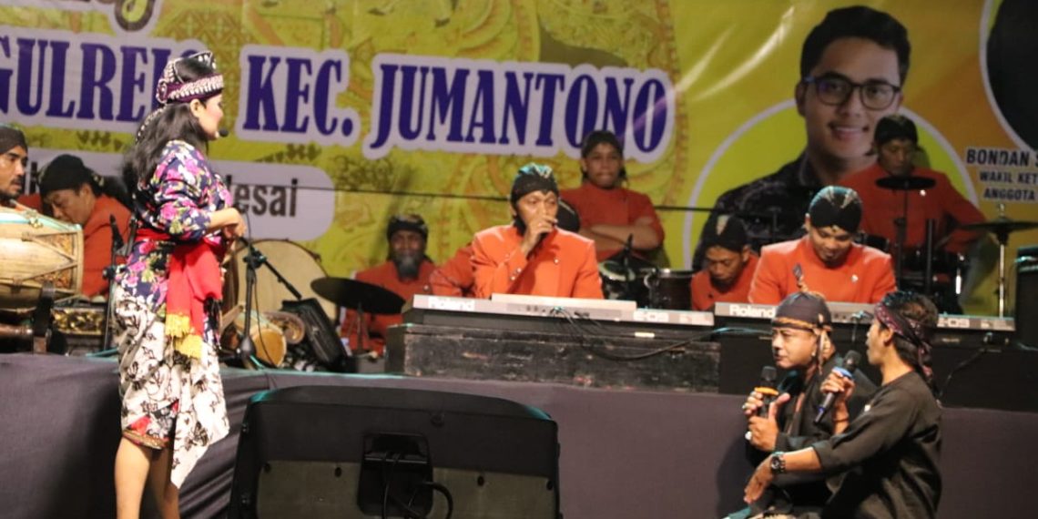 MEDIA TRADISIONAL : Karanganyar Harus Jadi Soko Guru Kesenian Tradisional