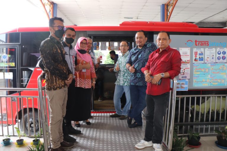 Pengelola Trans Jateng Wajib Perhatikan Kelayakan Armada Bus