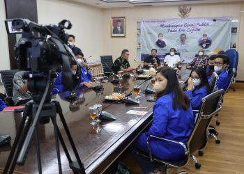 FGD WARTAWAN: Membangun Opini Publik di Era Digital