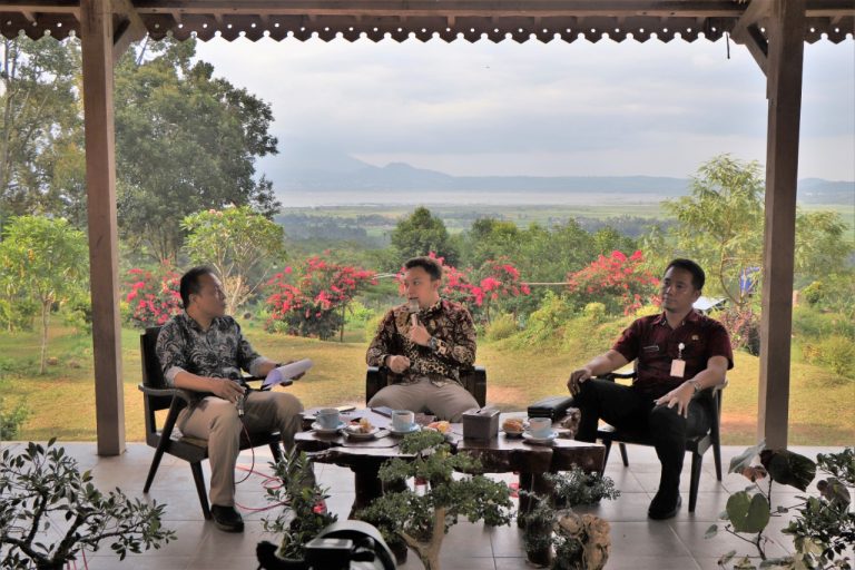 FOCUS GROUP DISCUSSION: BUMDes Perlu Lirik Usaha Grosiran