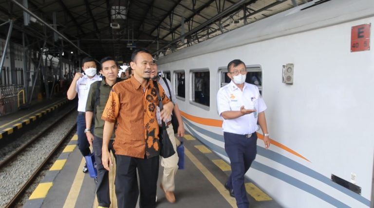 Optimalisasi Pelayanan KA di Stasiun Tugu pada Libur Nataru