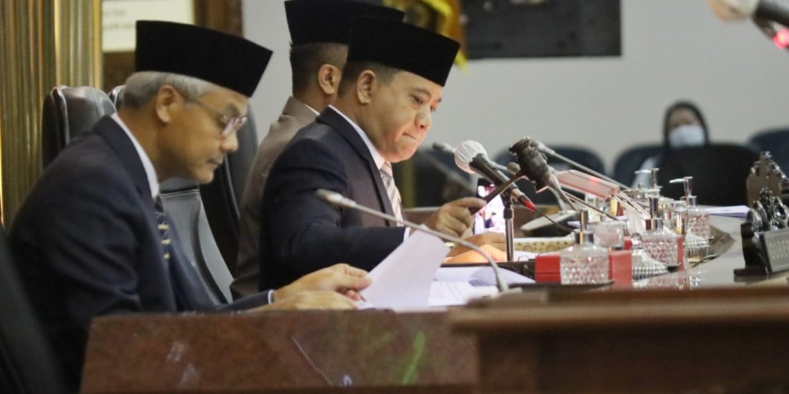 DPRD Jateng Sahkan Tiga Perda