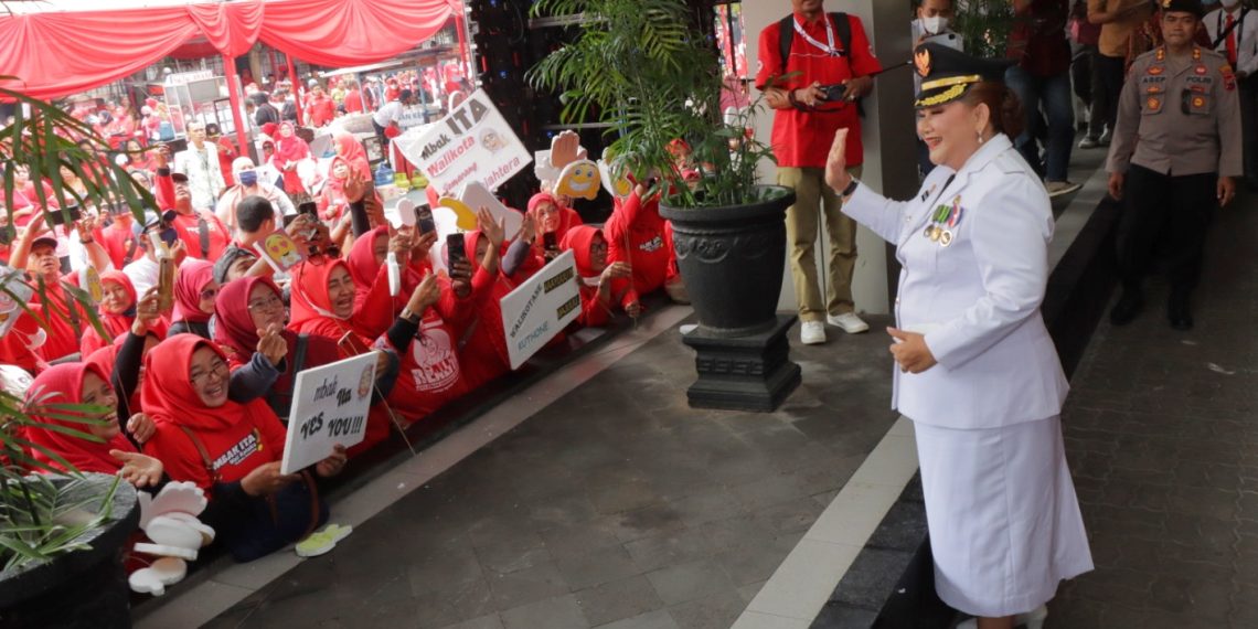 Pimwan Hadiri Pelantikan Wali Kota Semarang