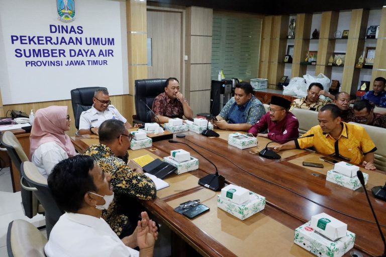Penanganan Hulu-Hilir Daerah Aliran Sungai Perlu Sinergi Antardaerah