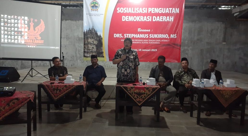 PENGUATAN DEMOKRASI DAERAH: Junjung Nilai Kerukunan