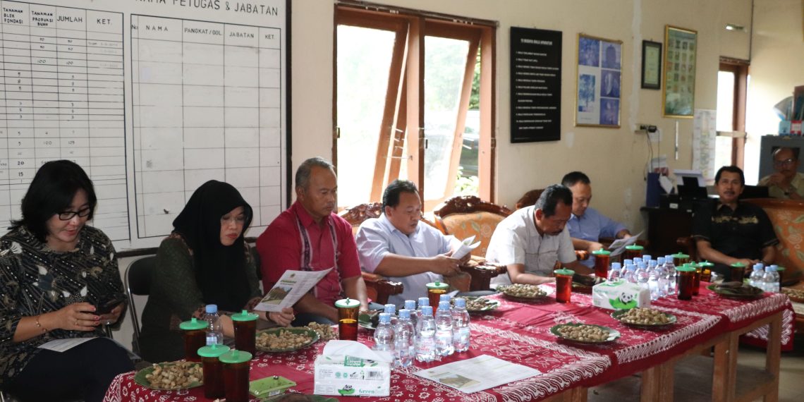 Kebun Benih Masaran Karanganyar Berupaya Kejar Target PAD