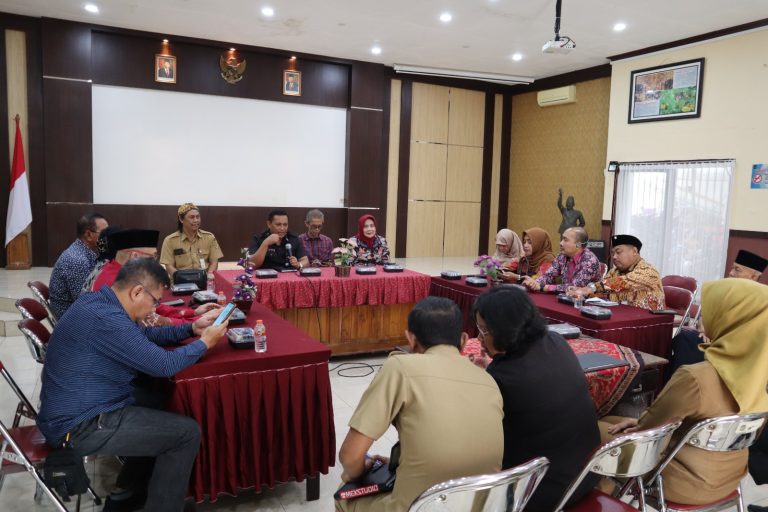 Komisi E Dukung Pengembangan Wisata Religi dan Cagar Budaya Kota Blitar