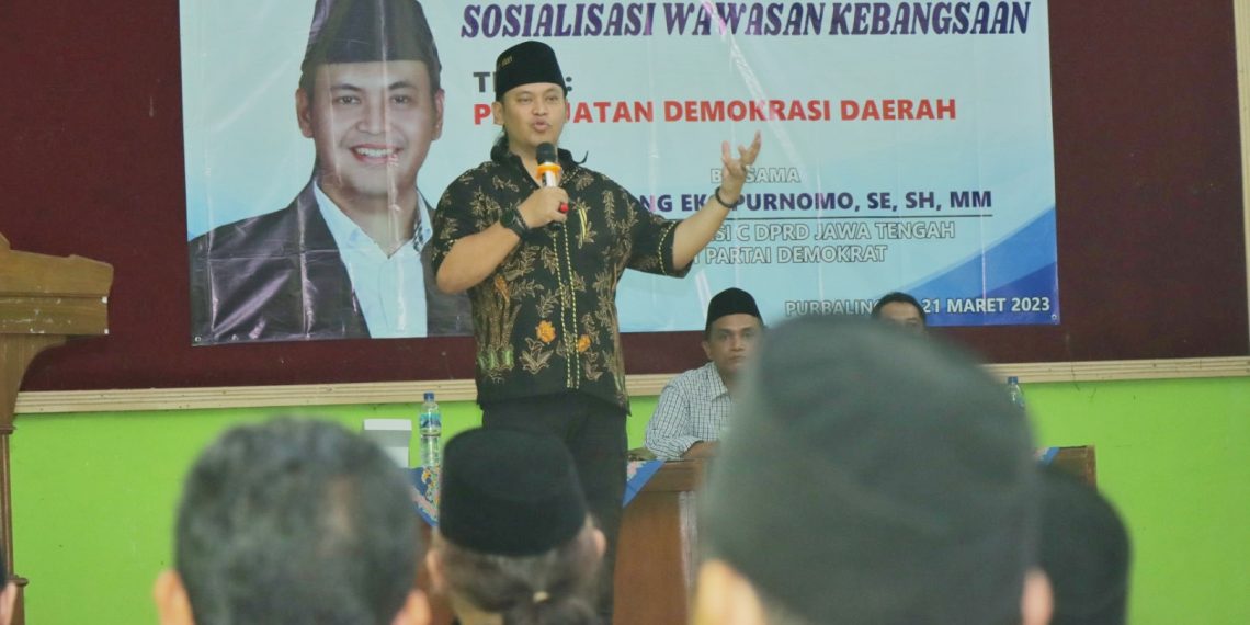 PENGUATAN DEMOKRASI DAERAH : Semangat Wawasan Kebangsaan Wajib Dimiliki Setiap Anak Bangsa