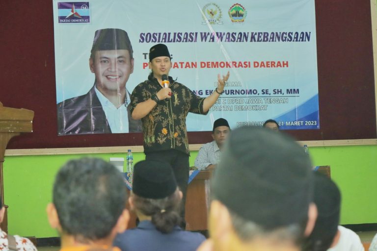 PENGUATAN DEMOKRASI DAERAH : Semangat Wawasan Kebangsaan Wajib Dimiliki Setiap Anak Bangsa