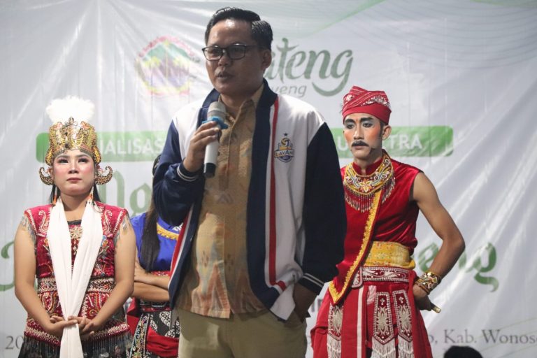 MEDIA TRADISIONAL: Wong Jowo Ojo Ilang Jowone