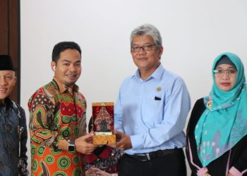 Perlu, Layanan Konsultasi Perempuan & Anak Korban Kekerasan