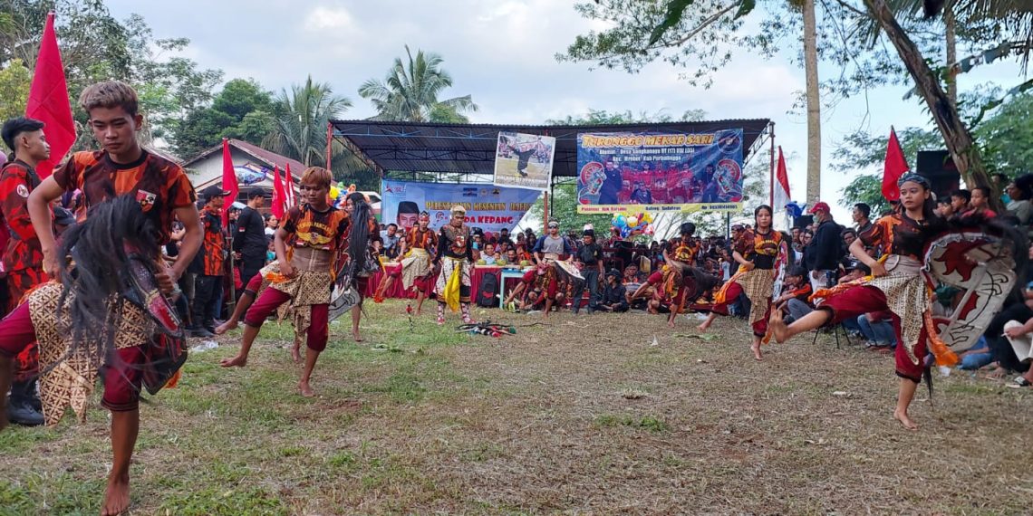 MEDIA TRADISIONAL: Perkuat Budaya Daerah melalui Kuda Kepang Khas Purbalingga 