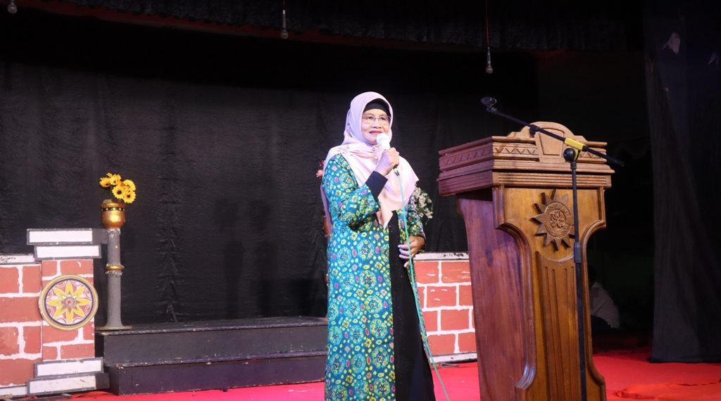 MEDIA TRADISIONAL : Kegiatan Berkesenian Turut Angkat Perekonomian Masyarakat