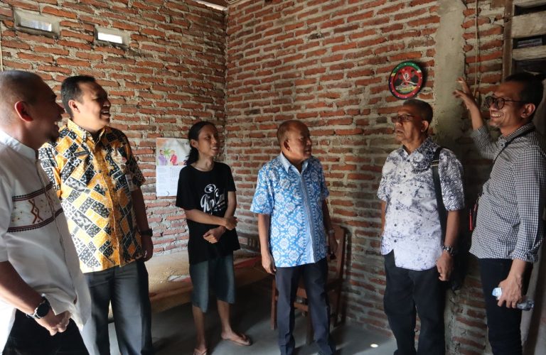 Penanganan RTLH & Sambungan Listrik Murah Terus Dioptimalkan