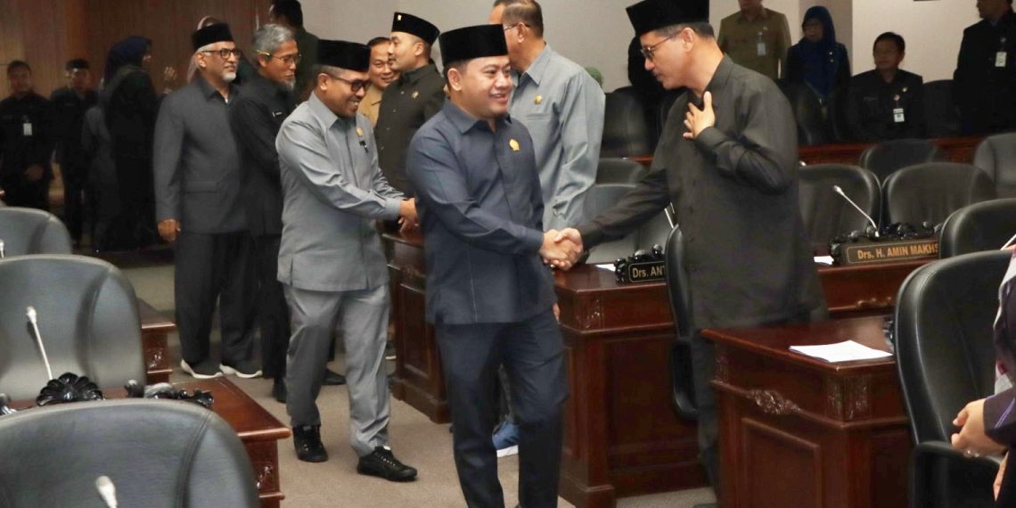 RAPAT PARIPURNA: Raperda Kedaulatan Pangan (Lanjutan)