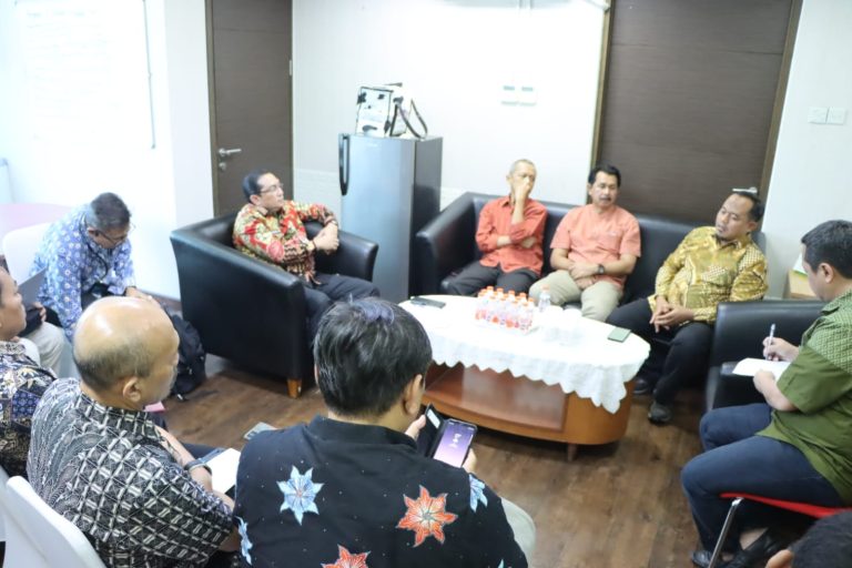Susun Raperda BPR BKK, Ditjen Bina Keuda Disambangi