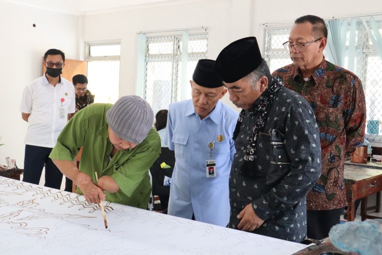 Balai Rehabilitasi Kembalikan Kepercayaan Diri Penyandang Disabilitas