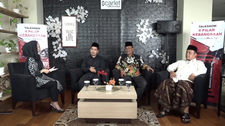 DIALOG EMPAT PILAR : Pendidikan di Pesantren Kedepankan Nasionalisme