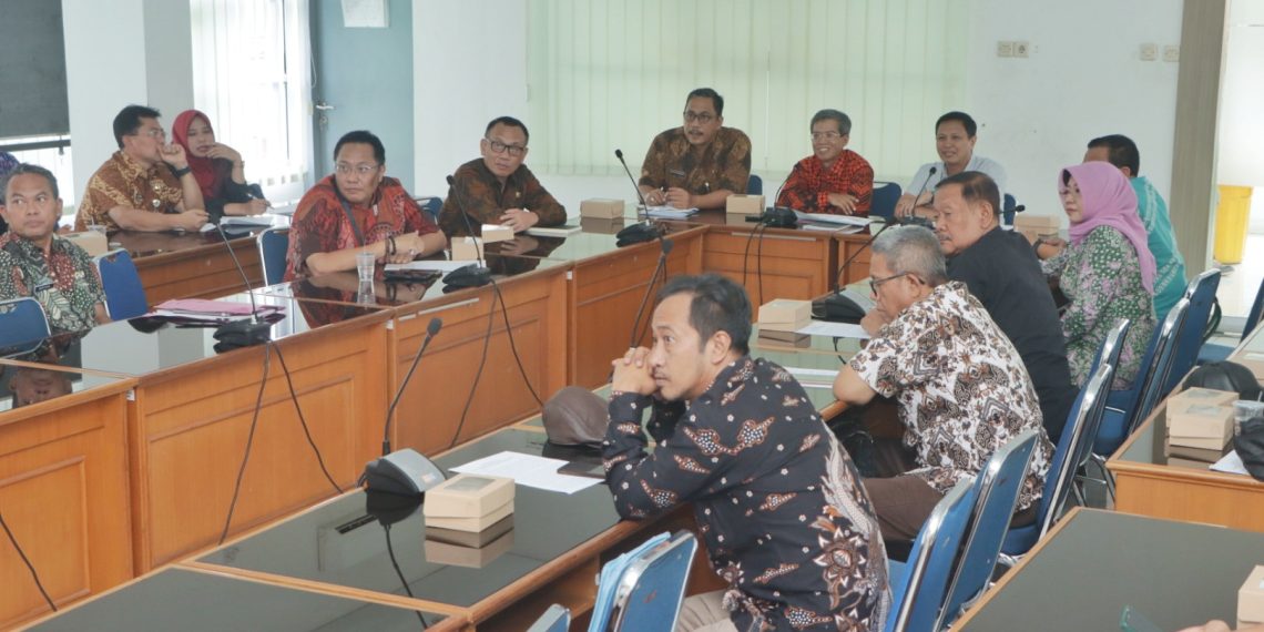 Studi Banding dengan DIY, Bahas Izin Pertambangan