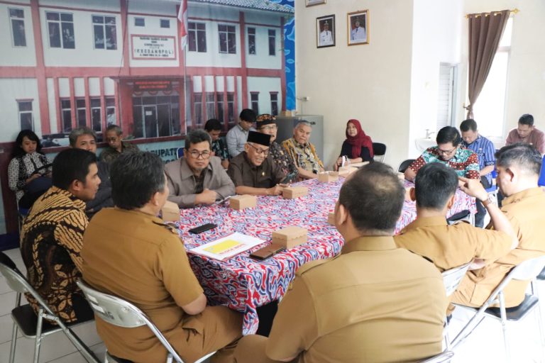 Tahun Ini Ditargetkan Raperda Pemantauan Orang Asing Selesai