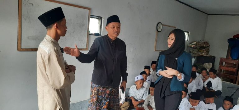 DIALOG PROAKTIF : Abdul Aziz Ingin Ponpes Hidup Berkecukupan