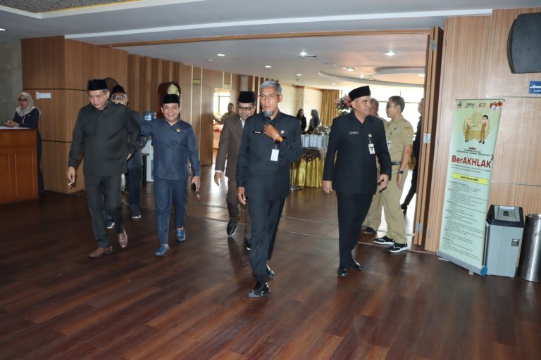 RAPAT PARIPURNA: Laporan Reses & Perubahan Propemperda 2024