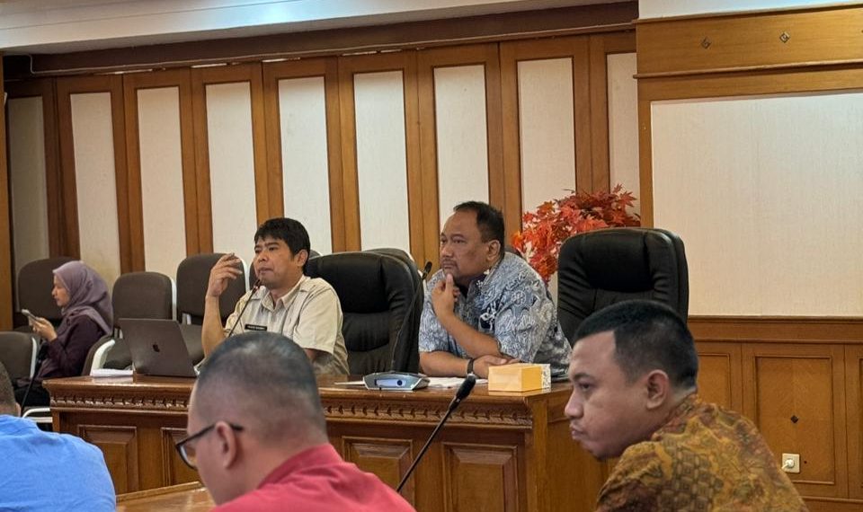 Bahas Kawasan Kumuh, Komisi D Diskusi bersama Disperakim Jabar