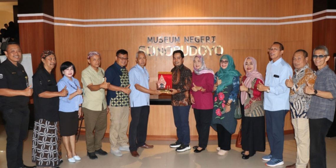 Komisi E Tertarik Pengelolaan Museum Sonobudoyo