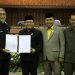 RAPAT PARIPURNA: Persetujuan Raperda & Penandatanganan Raperda RPJPD