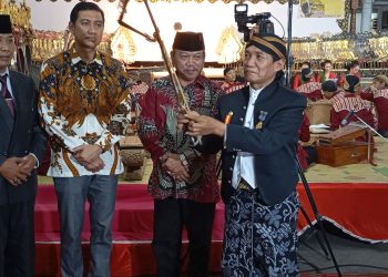 MEDIA TRADISIONAL: Bersih Dusun Kebayan Nguter, Joko Purnomo Gelar Wayangan