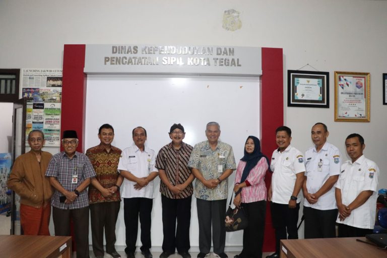 Perekaman KTP Warga Pemula Jadi Perhatian Komisi A