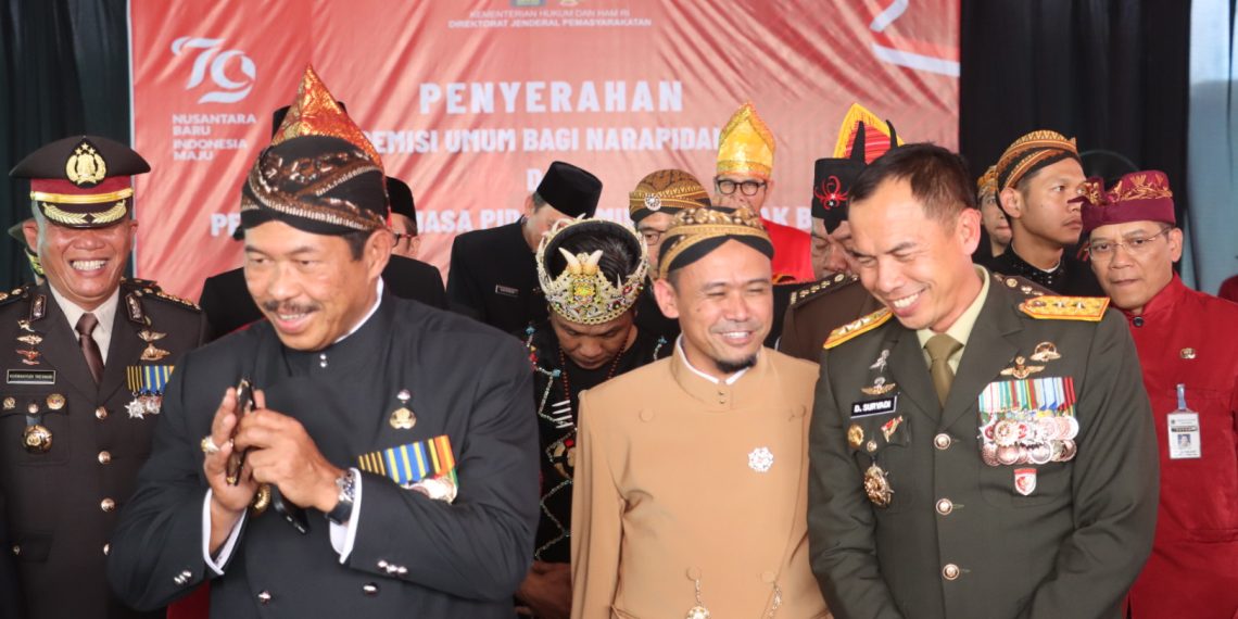 DPRD Jateng Saksikan Pemberian Remisi di Lapas Kedungpane