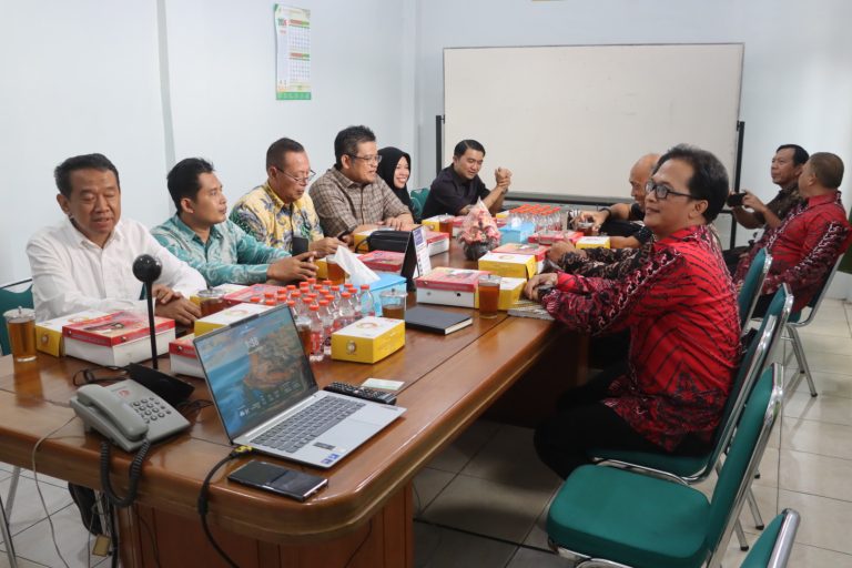 Susun Raperda BPR Syariah, Komisi C Diskusi bersama BPRS Sukowati Sragen