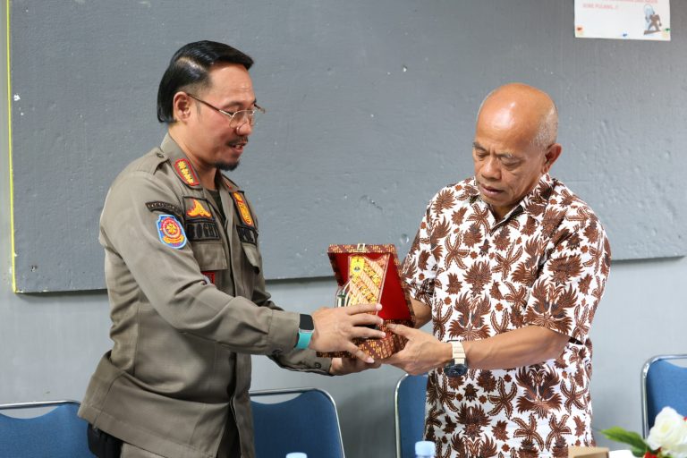 Bapemperda Dorong Pemenuhan Sarpras untuk Trantibum Linmas yang Humanis