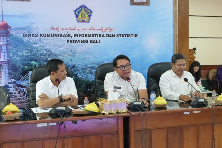 Badan Publik di Bali Wajib Unggah Informasi di Website dan Medsos