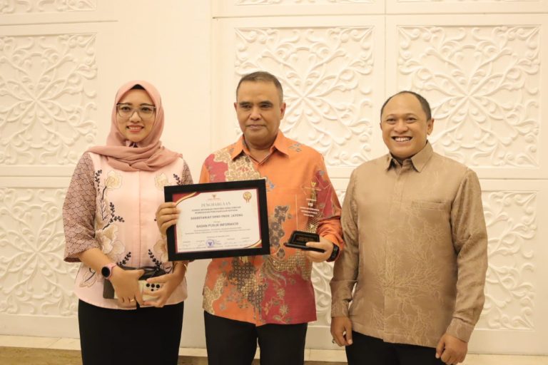 Jadi Lembaga Terbuka, Set. DPRD Jateng Raih KIP Award 2024