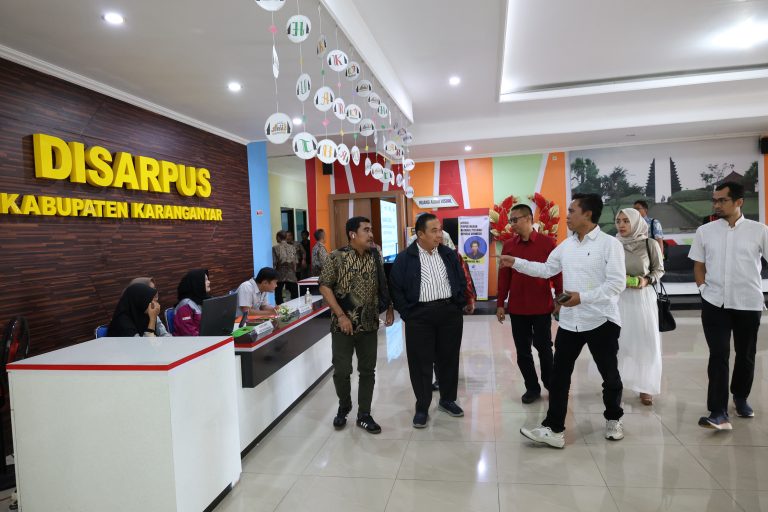 Lengkapi Informasi untuk Raperda Kearsipan, Komisi A Sambangi Disarpus Karanganyar