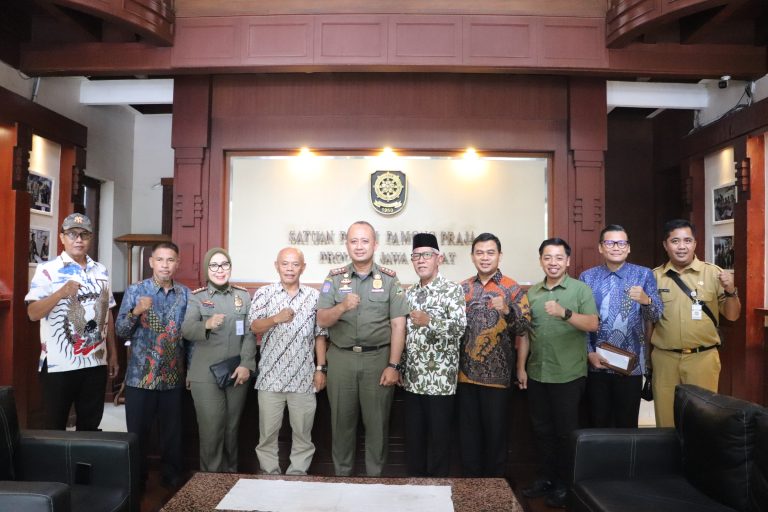Susun Raperda Trantibum Linmas, Bapemperda Diskusi bersama Satpol PP Jabar