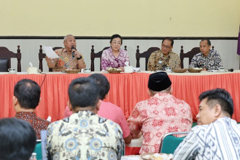 Kerja Keras Kab. Tegal Dinilai Mampu Tanggulangi Kemiskinan