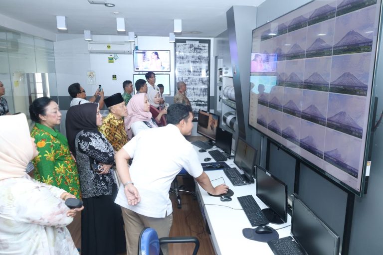 Kunjungi BPPTKG, Komisi E Ingin Tahu Kondisi Gunung Merapi