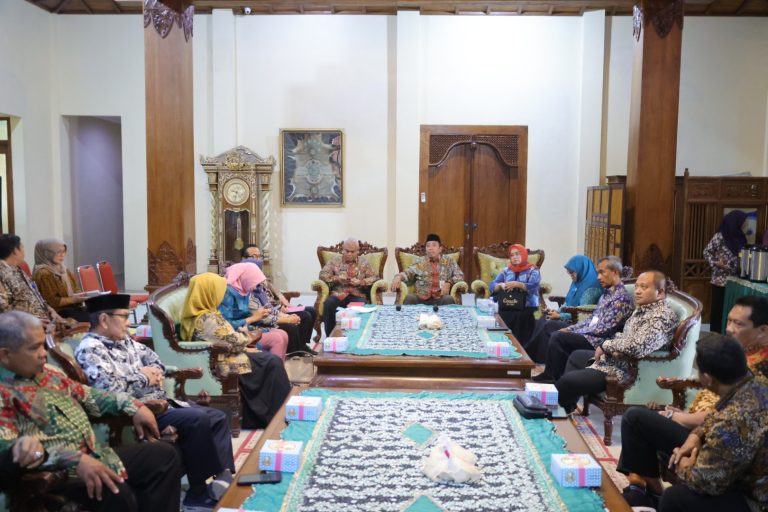 Rembang Butuh Intervensi APBN dan APBD Jateng Guna Tanggulangi Kemiskinan
