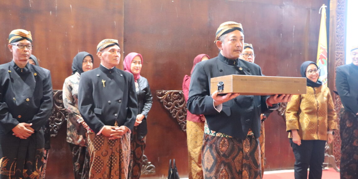 DPRD Jateng Ikuti Kirab Budaya Kyai Pamot di Karanganyar